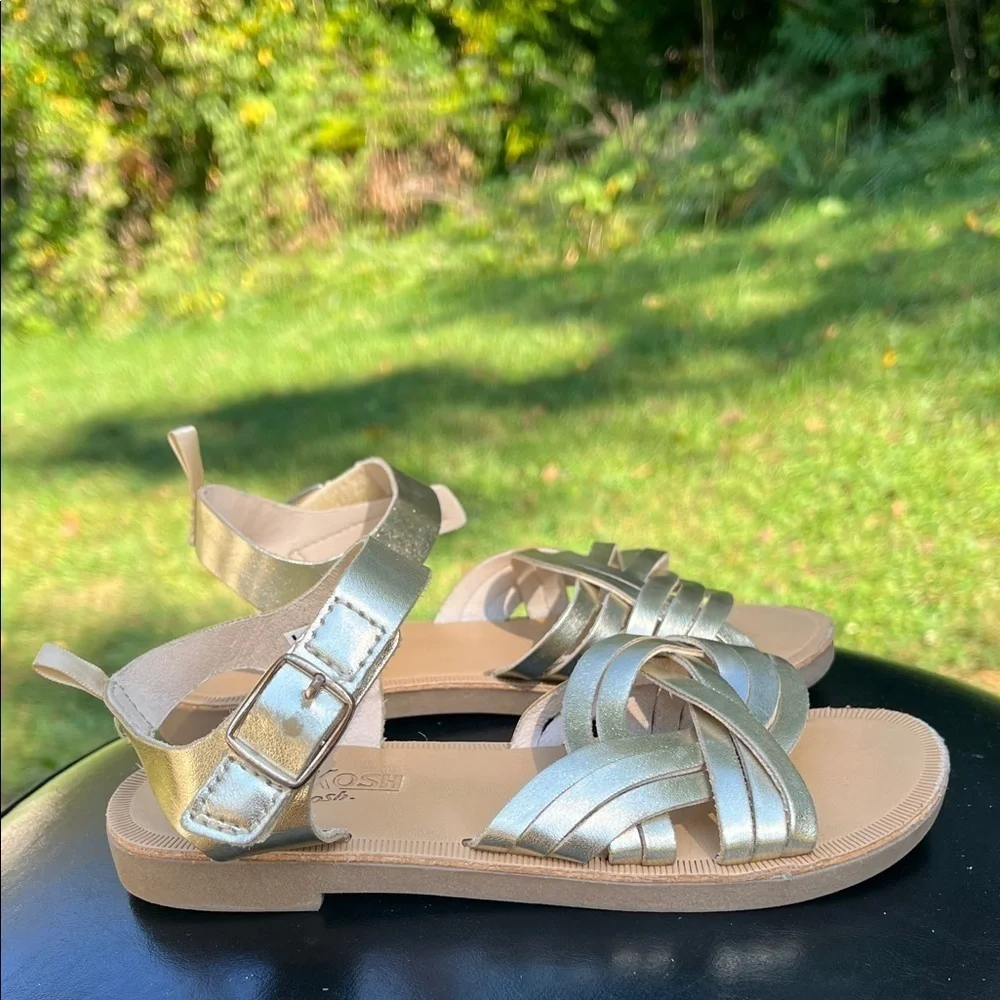 Oshkosh kids flat sandals with velcro ankle strap, Dolores,metallic gold,size 13